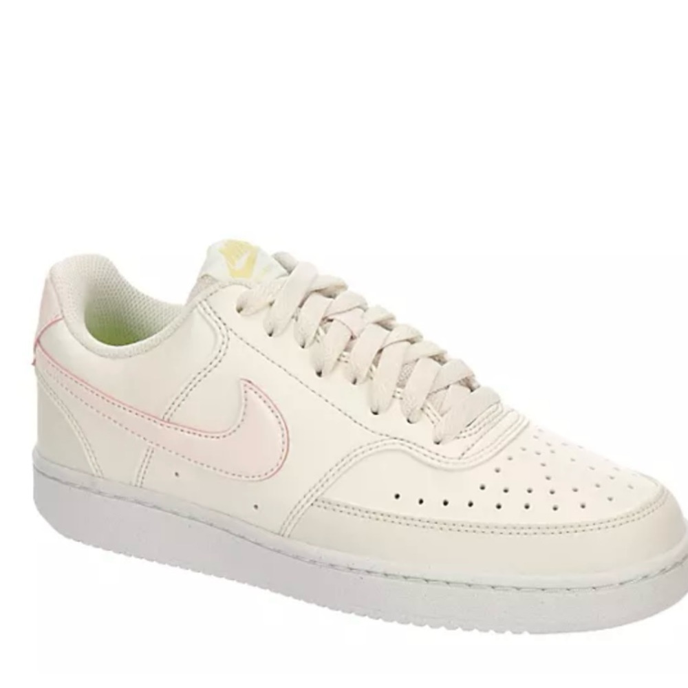 NIKE WOMENS COURT VISION LOW NEXT NATURE SNEAKER - OFF WHITE Size 7
